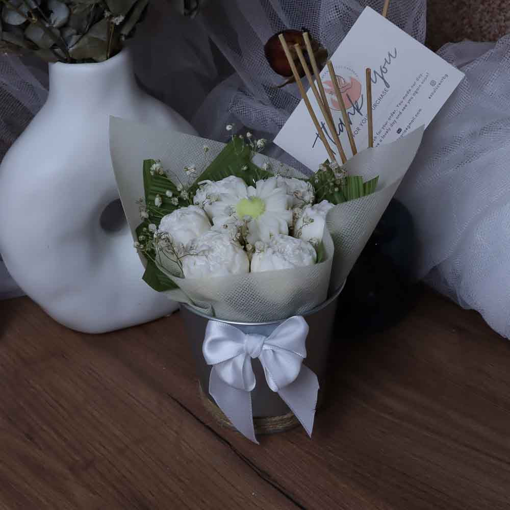 Ароматна Свещ - Eternal Flowers